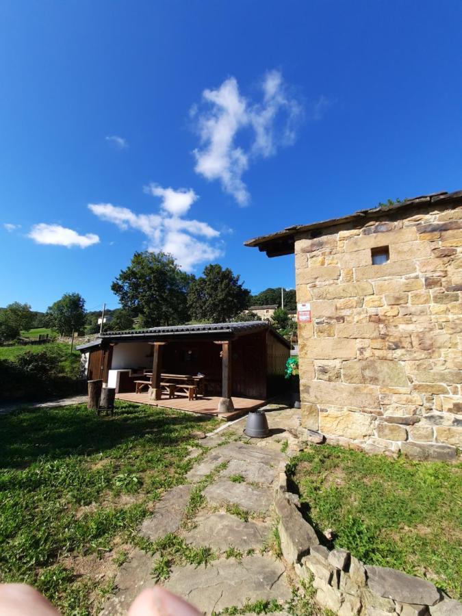 Cabana Pasiega La Quemada San Pedro Del Romeral Exterior photo